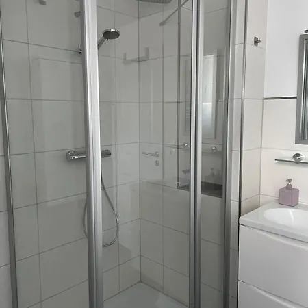 Haus Objekt Nr 2704 In Tossens بيت للعطل