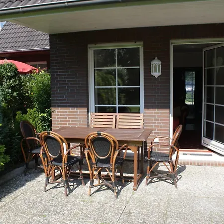 Haus Objekt Nr 2704 In Tossens بيت للعطل