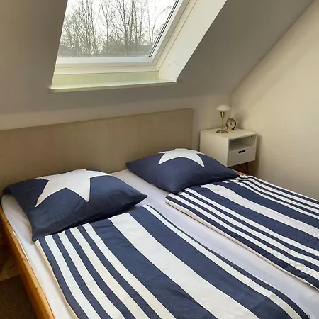 Haus Objekt Nr 2704 In Tossens بيت للعطل *