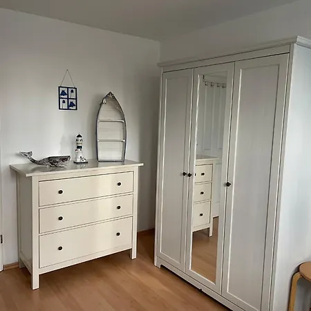 Haus Objekt Nr 2704 In Tossens بوتجادينغين